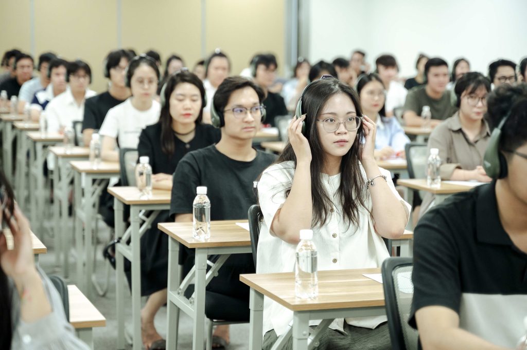 Khoảnh khắc lớp học của Mr. Lê Quang Nam – ảnh 2 – The Real IELTS