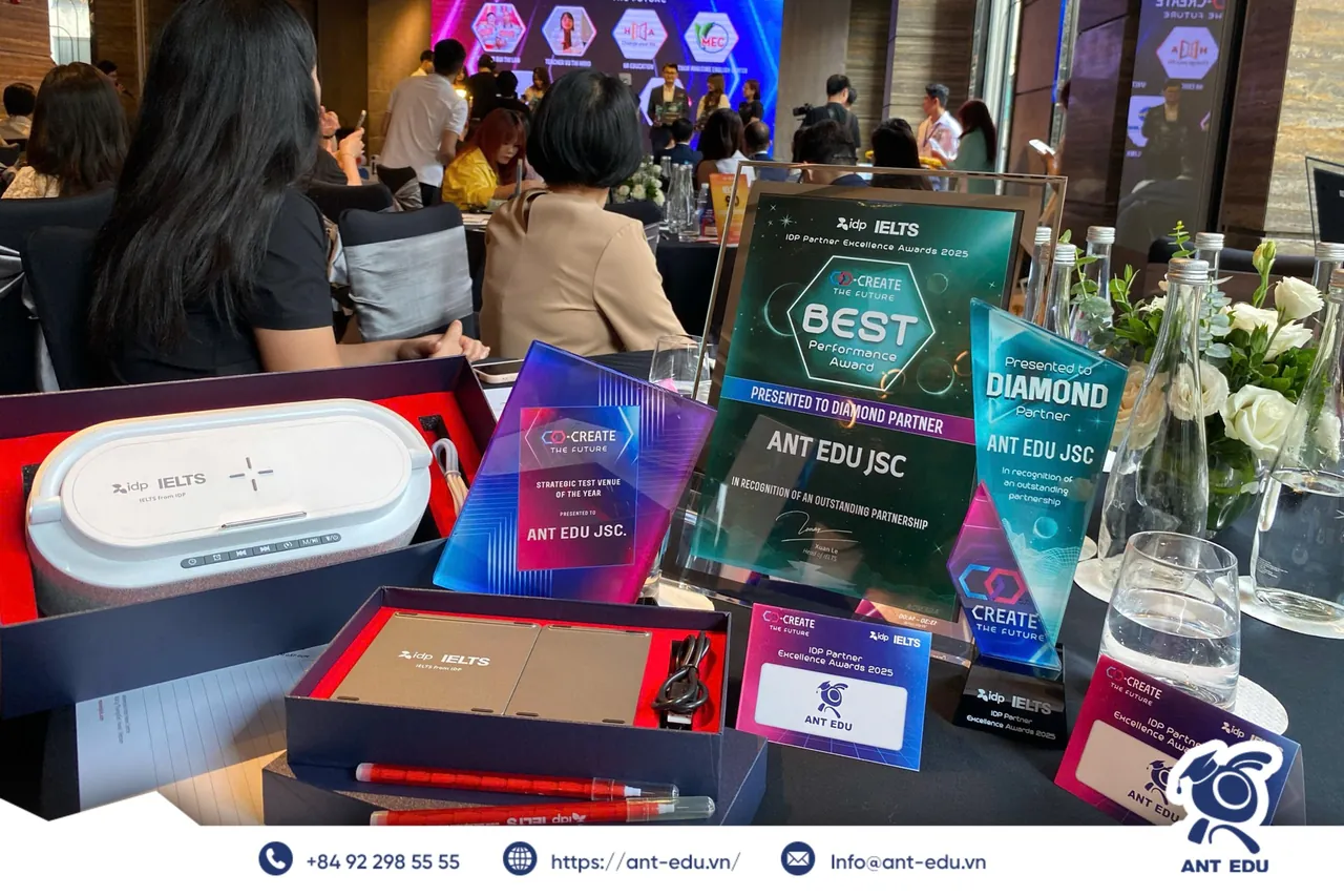 Đối tác Kim cương tại IDP Partner Excellence Awards 2025 (07/2025): The Real IELTS